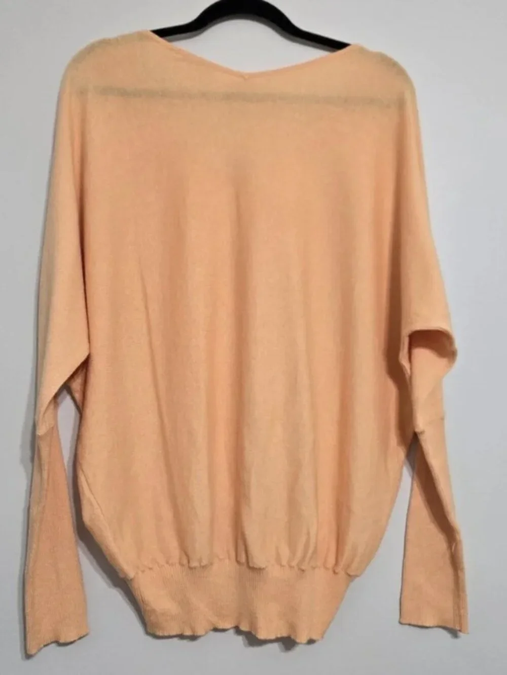 Raffi Cashmere V-Neck front and back Off The Shoulder Sweater M Peach Color